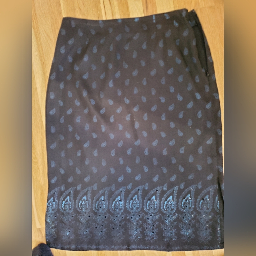 Skirt - Picture 7 of 7